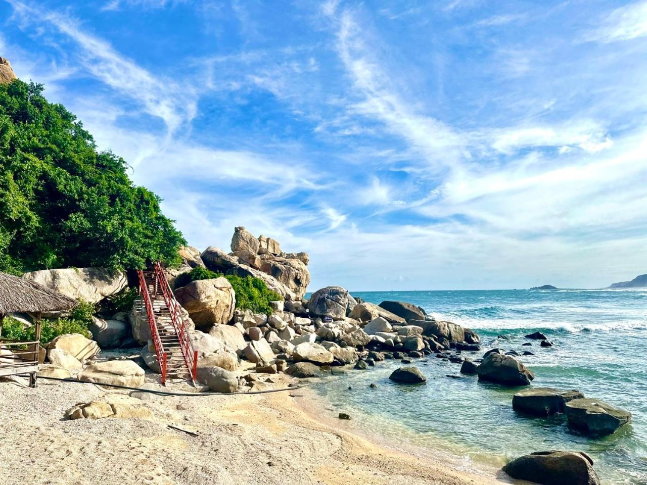 Thuan Vuong Homestay Vĩnh Hy Exterior foto
